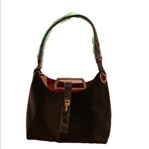 New with tags Mia le farrow mkf black purse